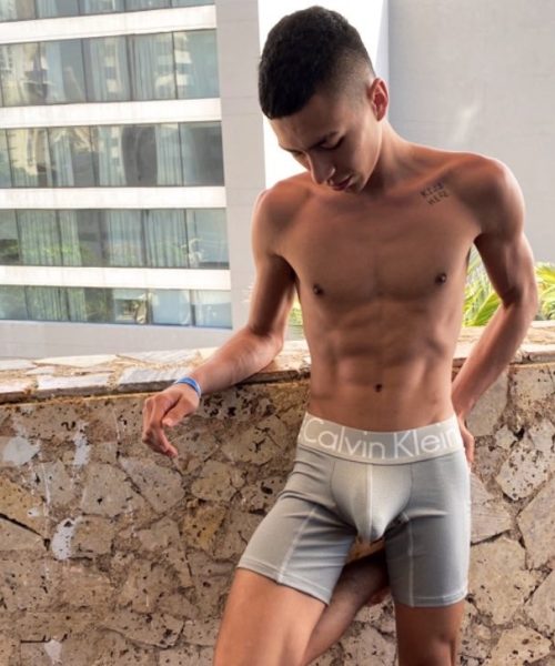 Boys Big Bulges
